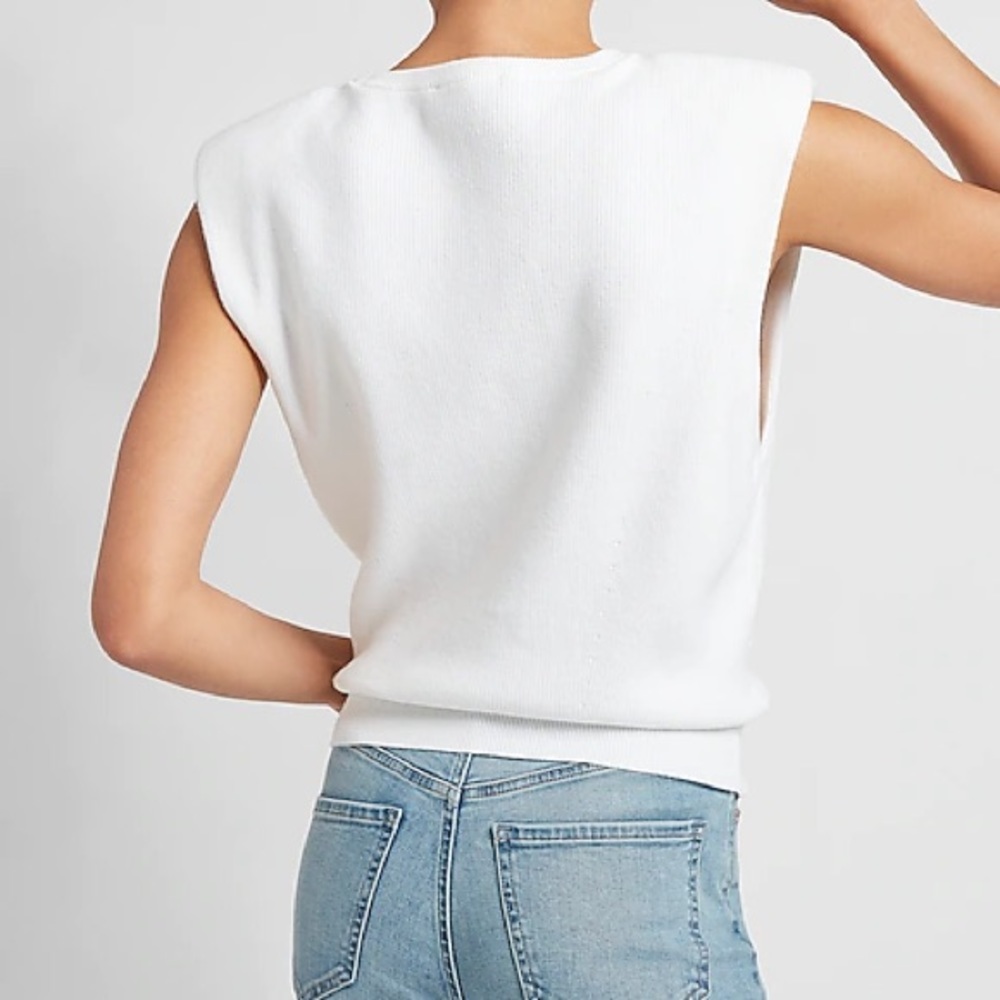 Ribbed Padded Shoulder Sweater - Picture 5 of 5